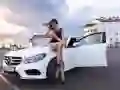 游戏女孩與汽車拼圖在线 游戏女孩與汽車拼圖在线